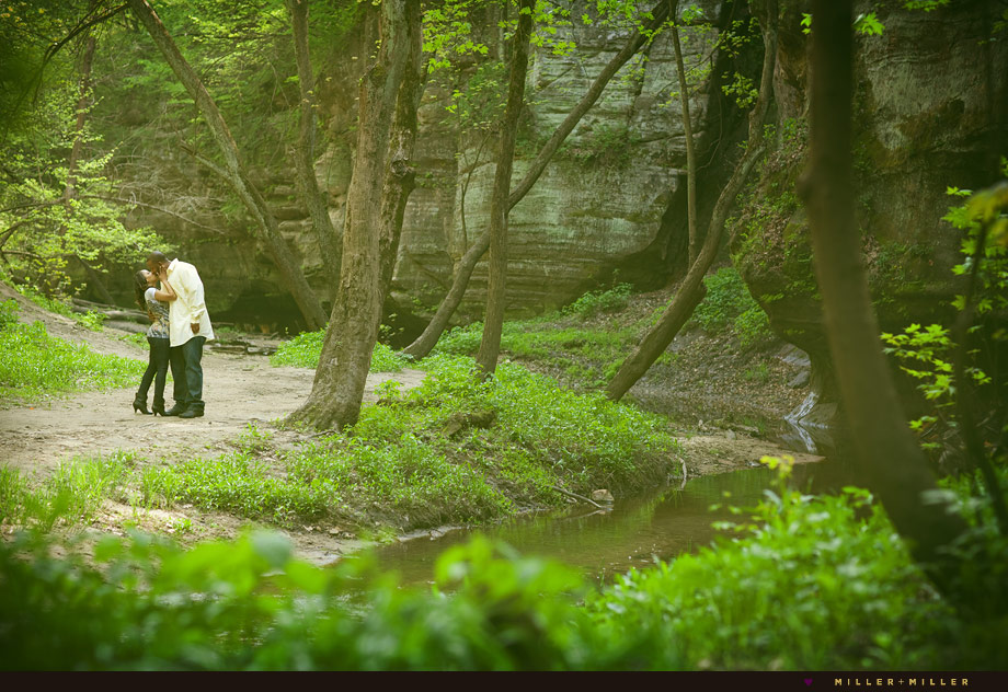 kiss photo in the forest illinois state park kiss photo in the forest illinois state park