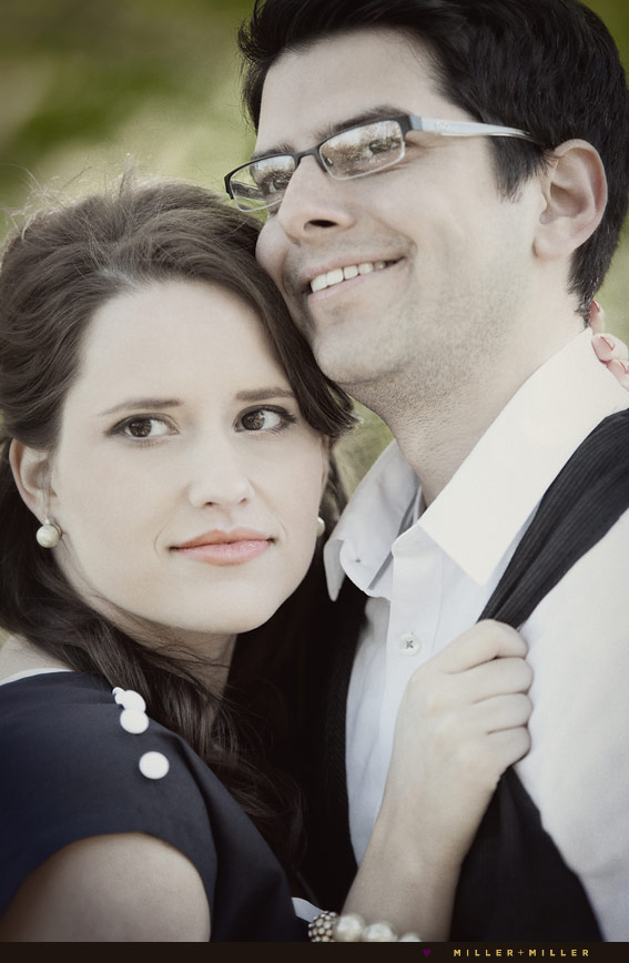 cute vintage engagement photos in chicago