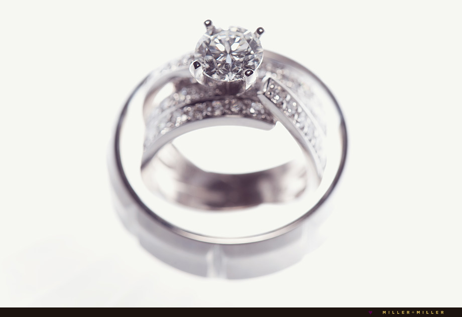 wedding rings detail photo