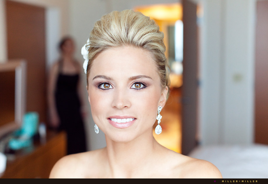 stunning gorgeous blonde bride picture