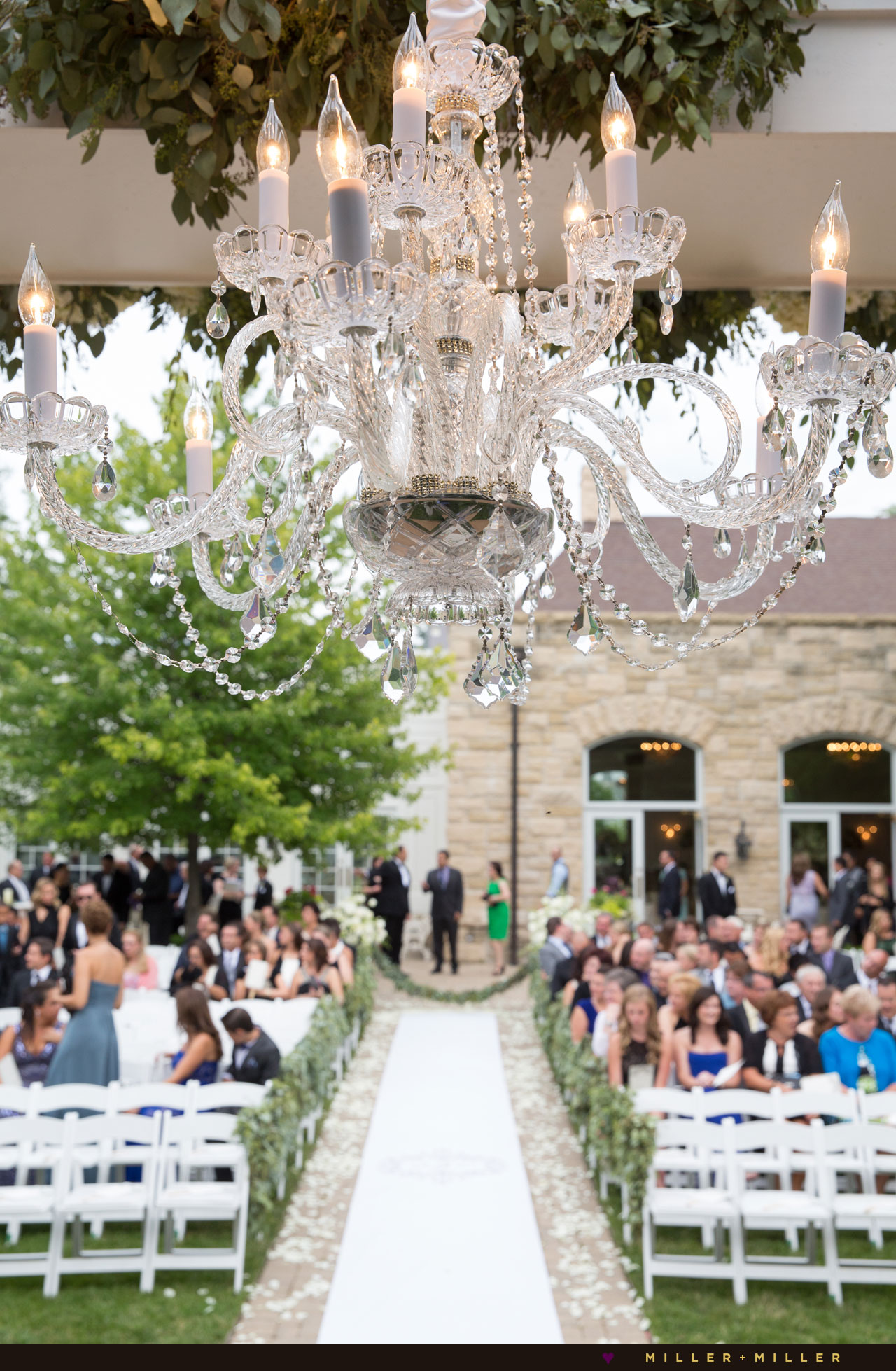 luxury Chicago outdoor garden ceremony